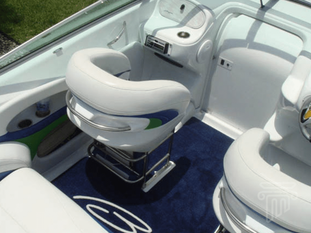 Why Choose Marine Woven Vinyl Instead of Boat Carpet – Captains Choice  Marine Flooring